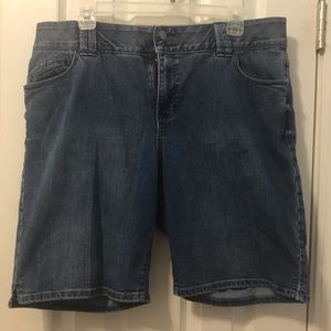 3/$15💥 Lane Bryant Bermuda Demin Shorts